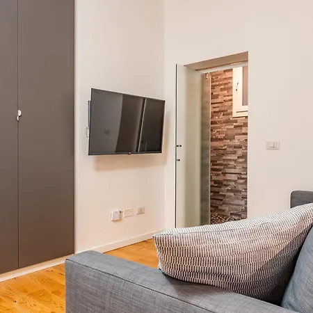 Exclusive Led House Garibaldi Fs Милан